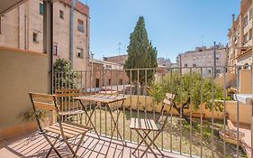 Flateli - Plaça Catalunya 22