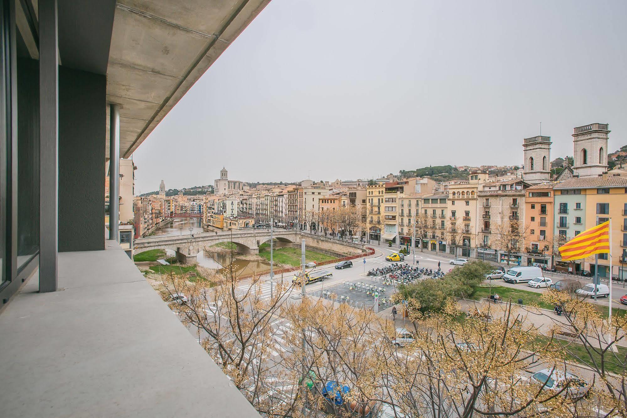 Flateli - Plaça Catalunya 22 Girona Exterior foto